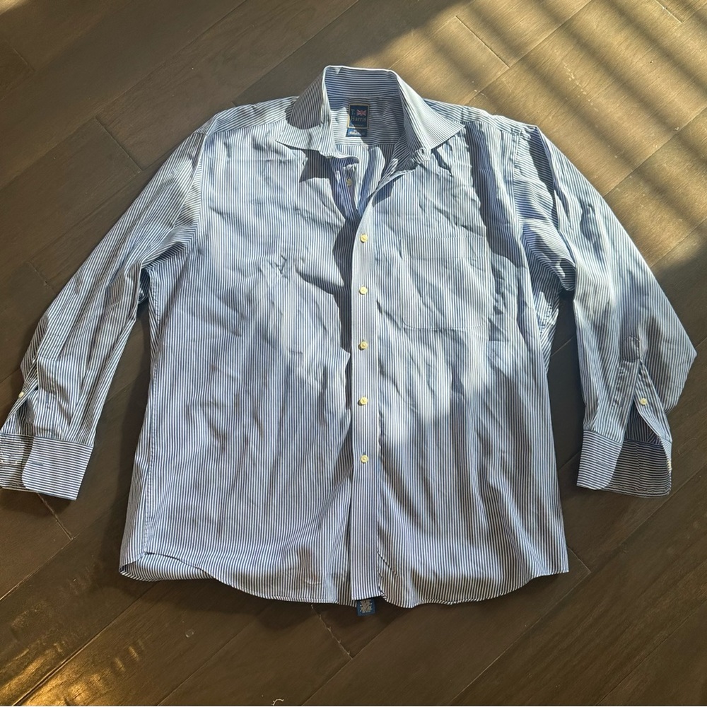 T. Harris White & Blue Striped Long Sleeve Dress Shirt Size 32/33 16